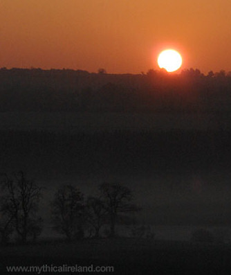 Mythical Ireland - New Grange Winter Solstice 2007